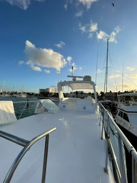 TIKI TIKI PARTY BOAT